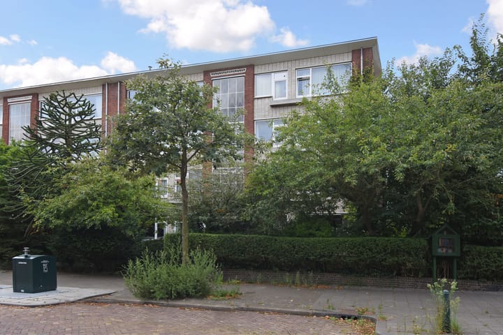 Photo 38 of Larixstraat 50