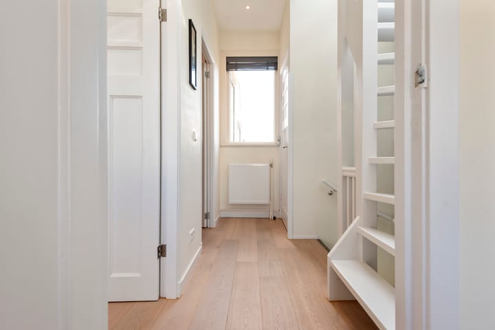 Photo 32 of Spaarnwouderstraat 54-RD