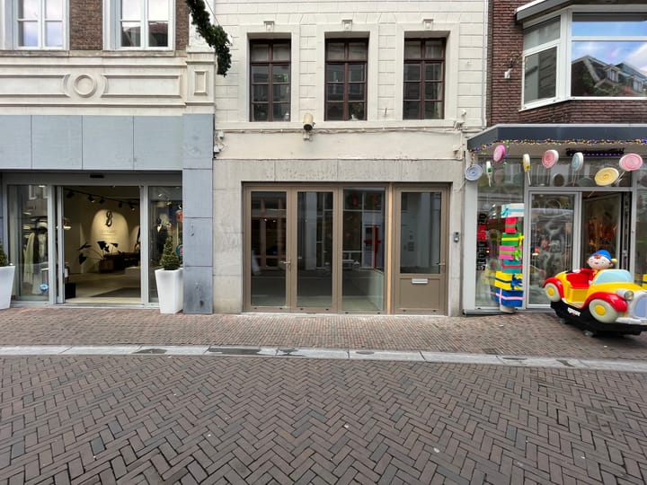 Limbrichterstraat 15, Sittard