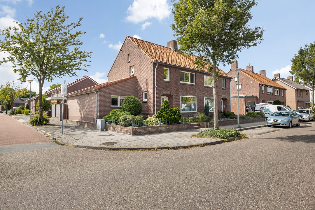 Photo 1 of Patersstraat 16