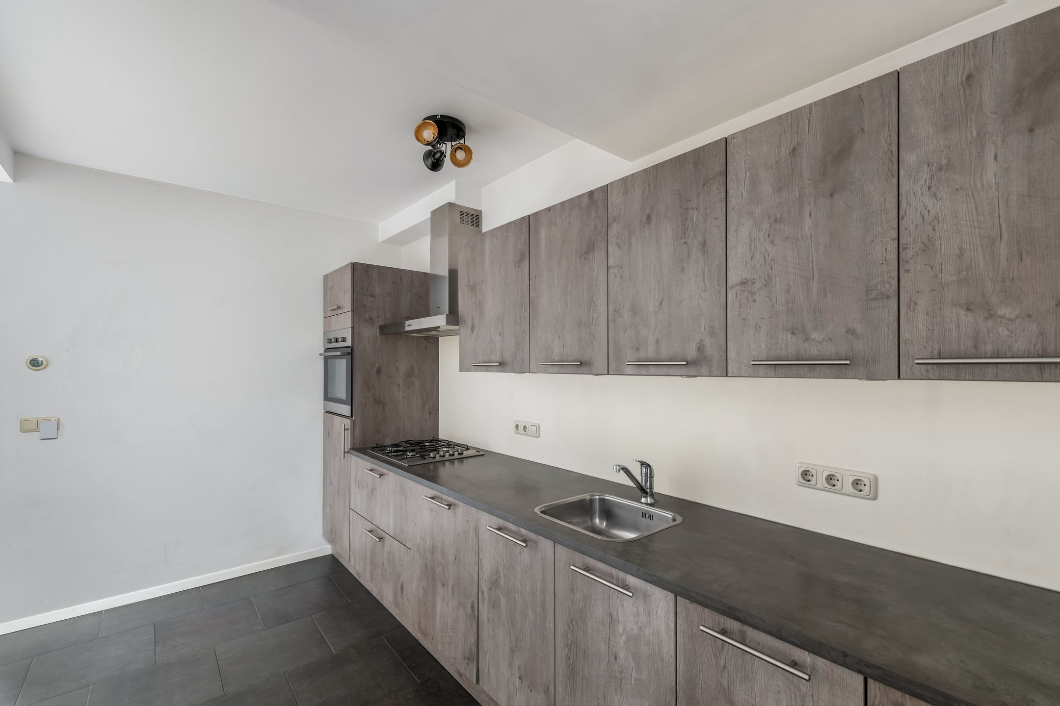 Photo 12 of De Geeuw 15