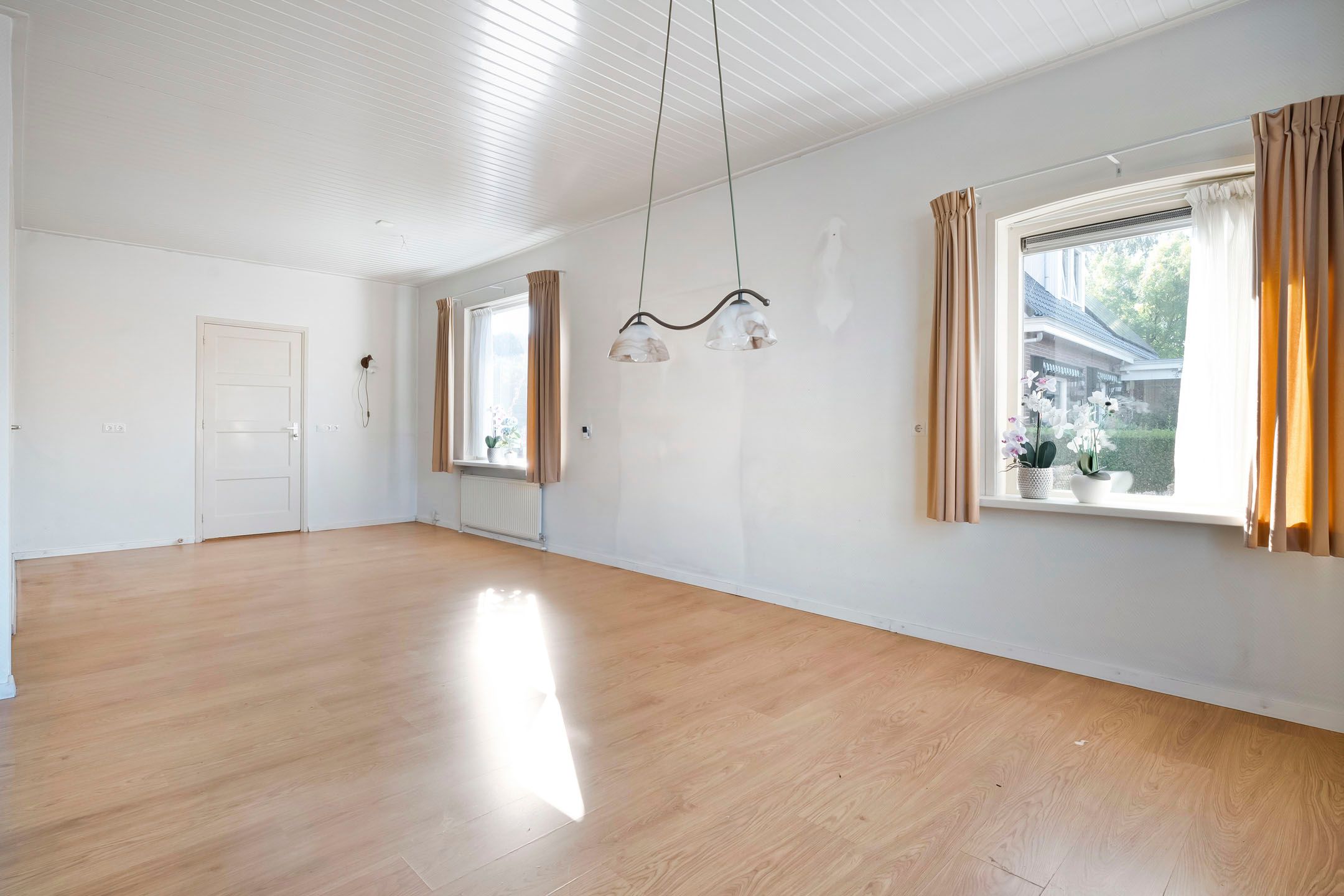 Photo 6 of Burg. van Veenlaan 29