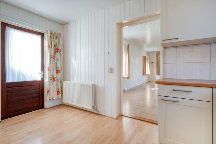 Foto 11 van Burg. van Veenlaan 29