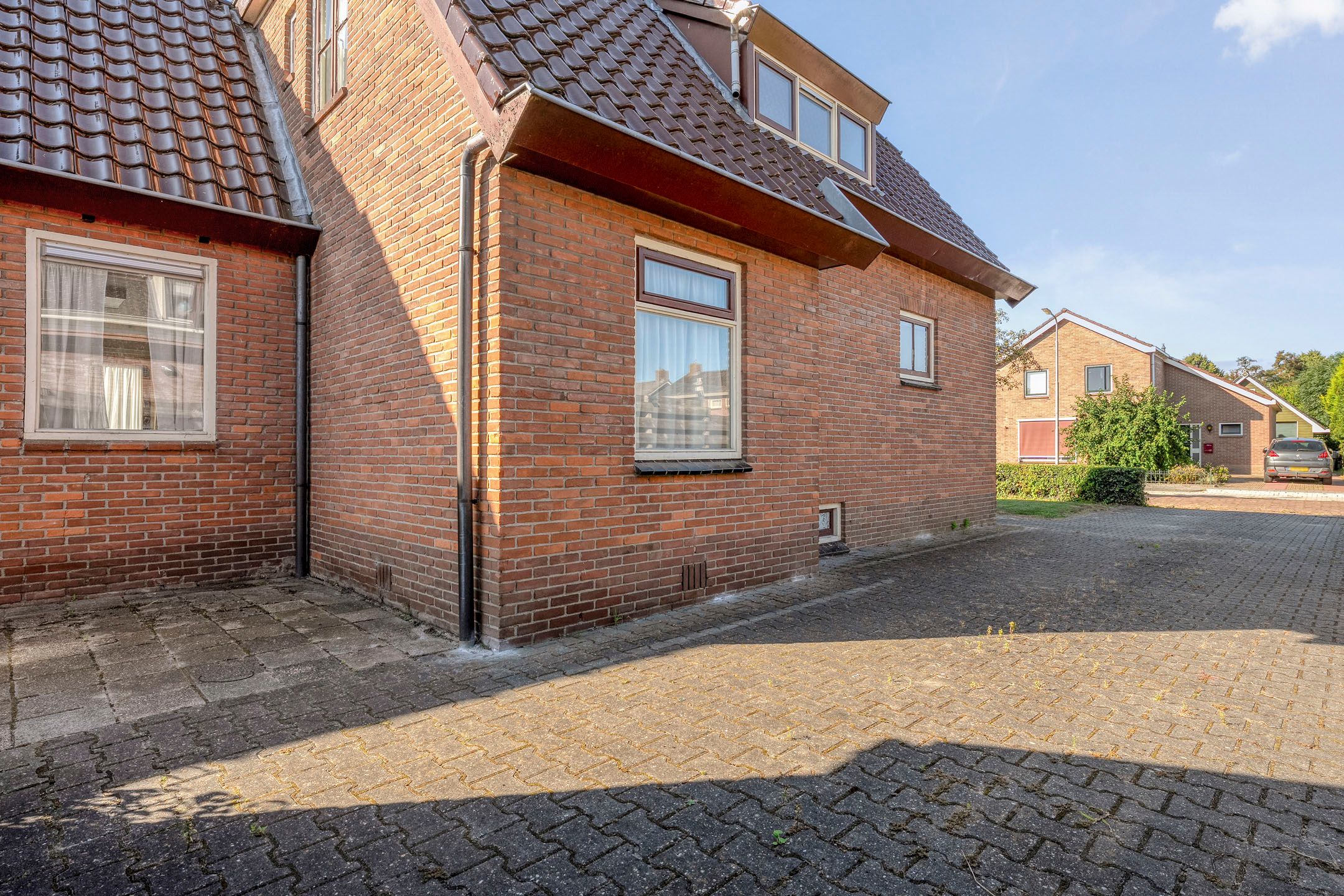 Photo 33 of Burg. van Veenlaan 29