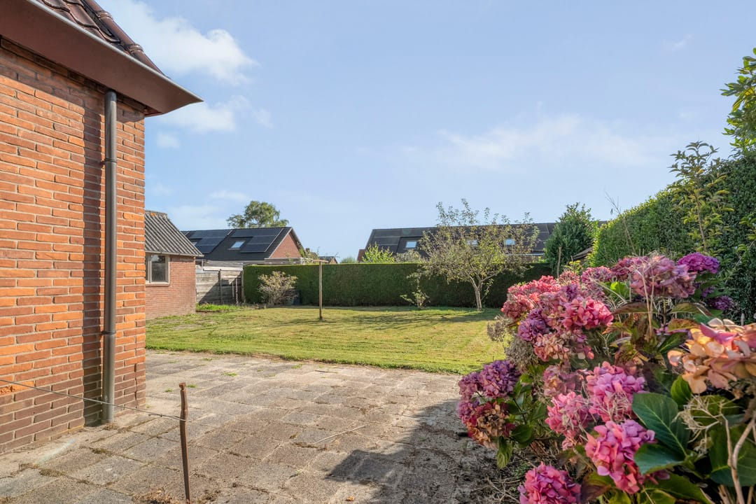 Photo 37 of Burg. van Veenlaan 29