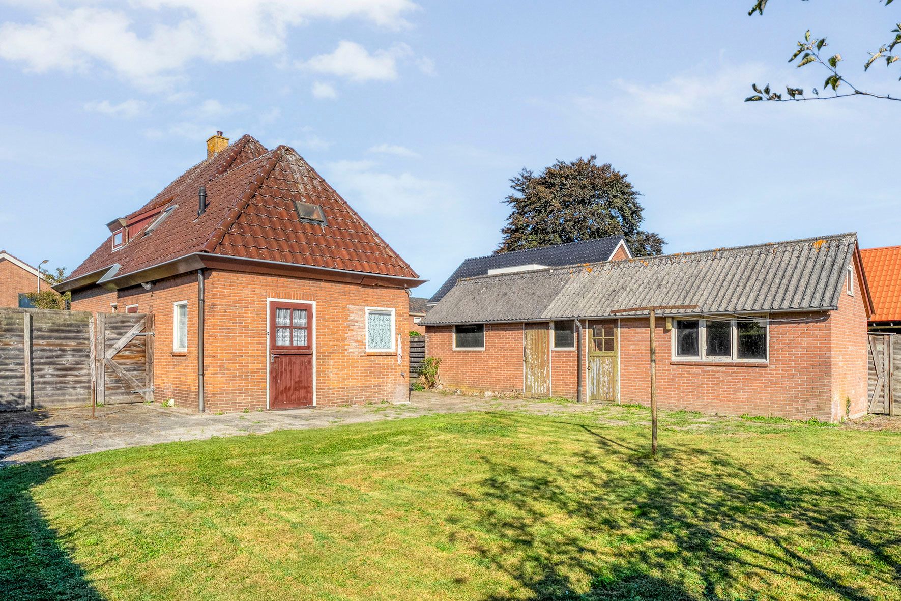 Photo 39 of Burg. van Veenlaan 29