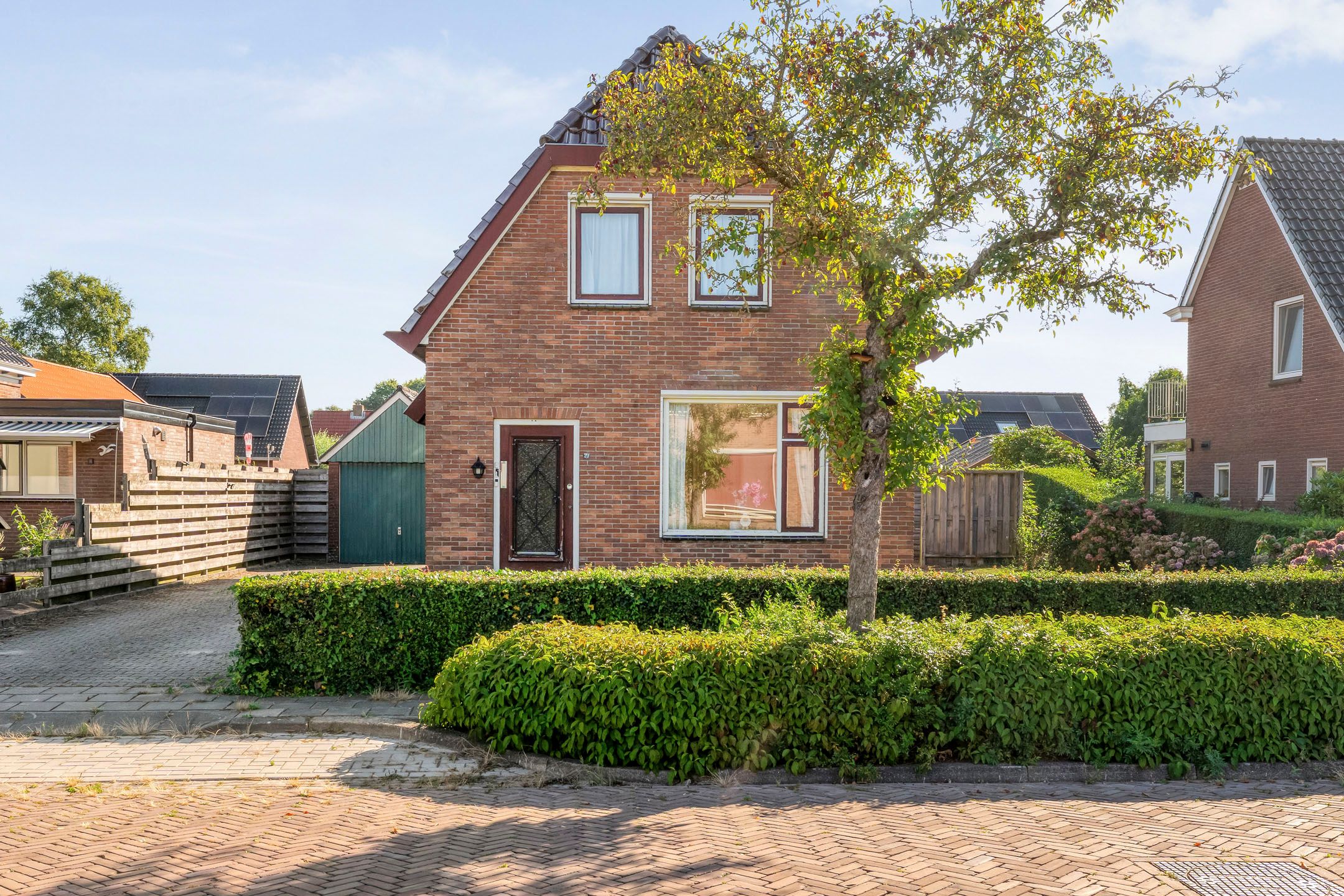 Photo 42 of Burg. van Veenlaan 29