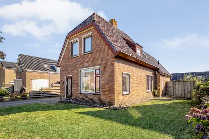 Foto 43 van Burg. van Veenlaan 29