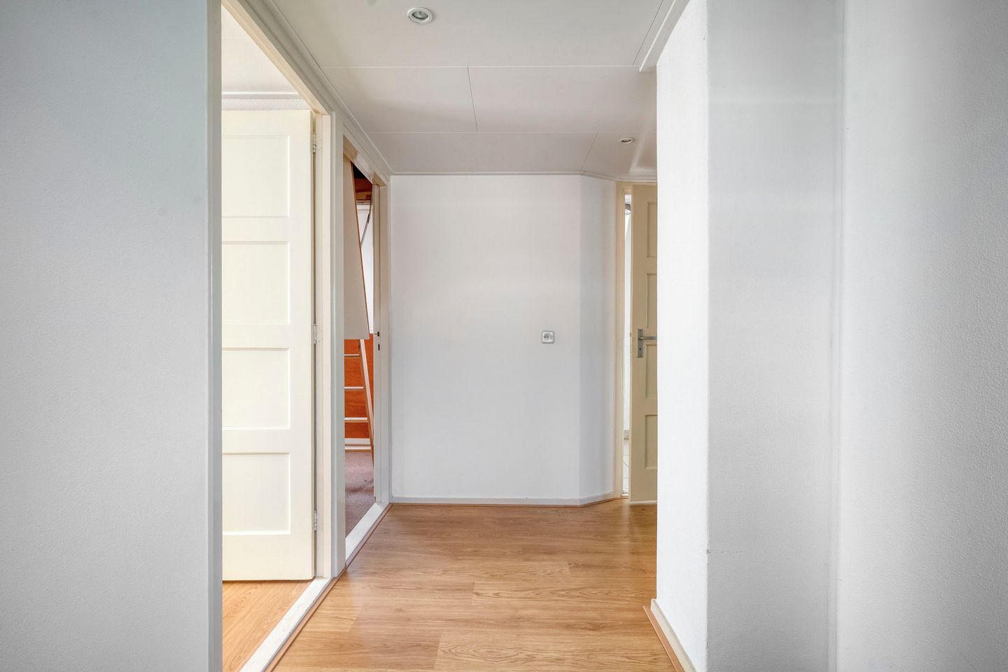 Photo 19 of Burg. van Veenlaan 29