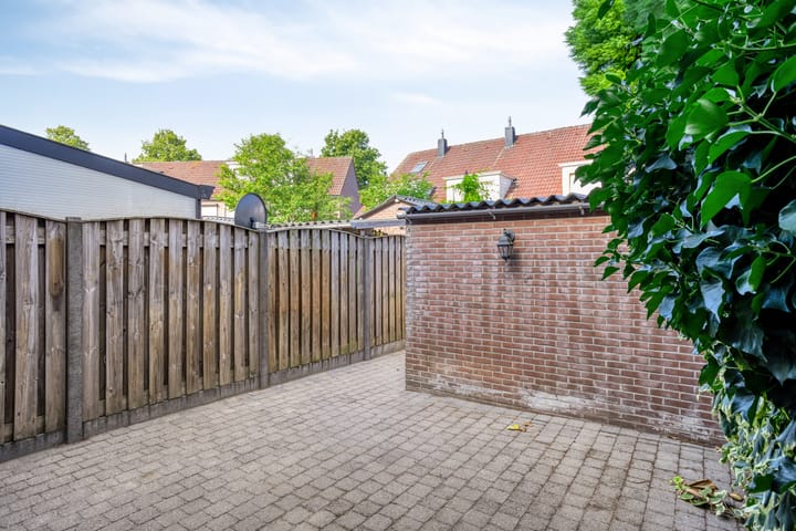 Foto 26 van E.H. Begemannstraat 15