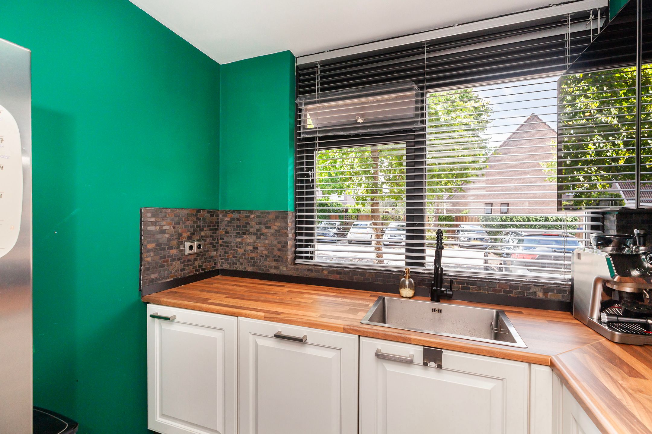 Foto 12 van Ambachtsweer 12