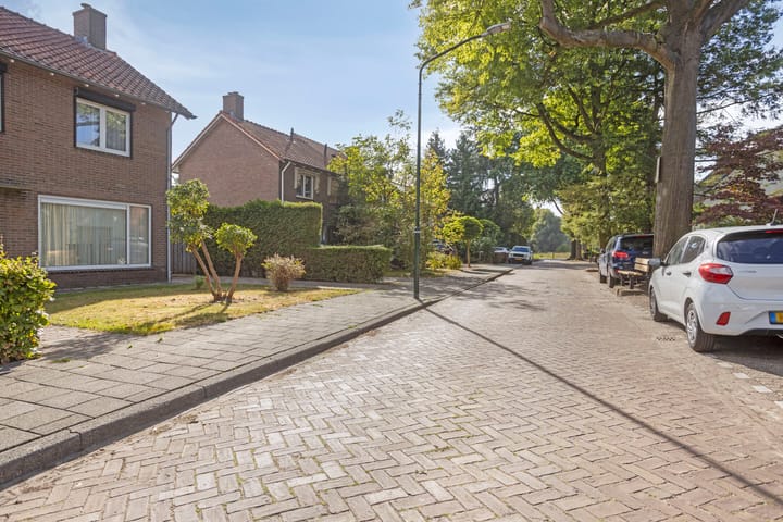 Photo 26 of Nassaustraat 10