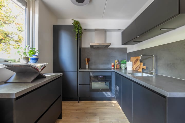 Photo 2 of Haarstraat 90