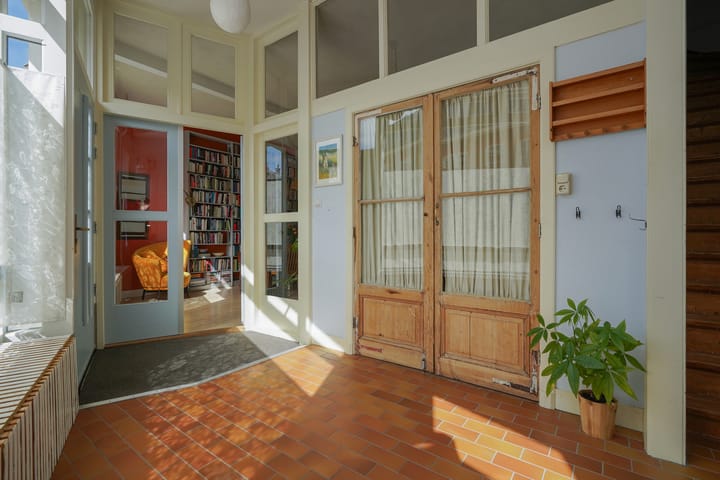 Photo 23 of Symonszstraat 46