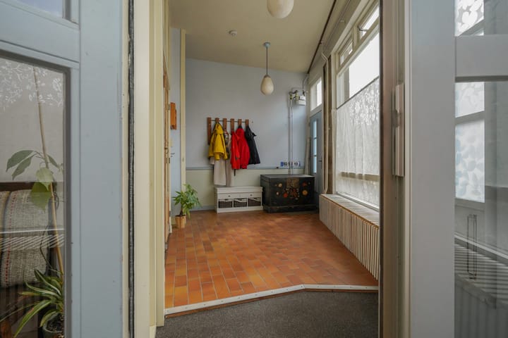 Photo 25 of Symonszstraat 46