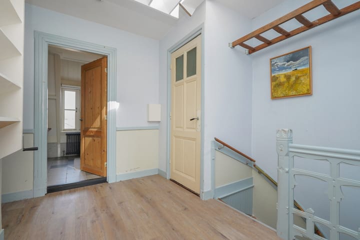 Photo 40 of Symonszstraat 46