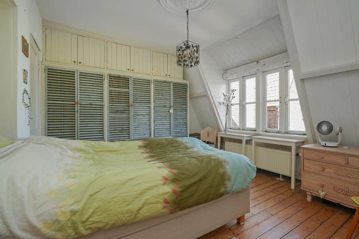 Photo 44 of Symonszstraat 46