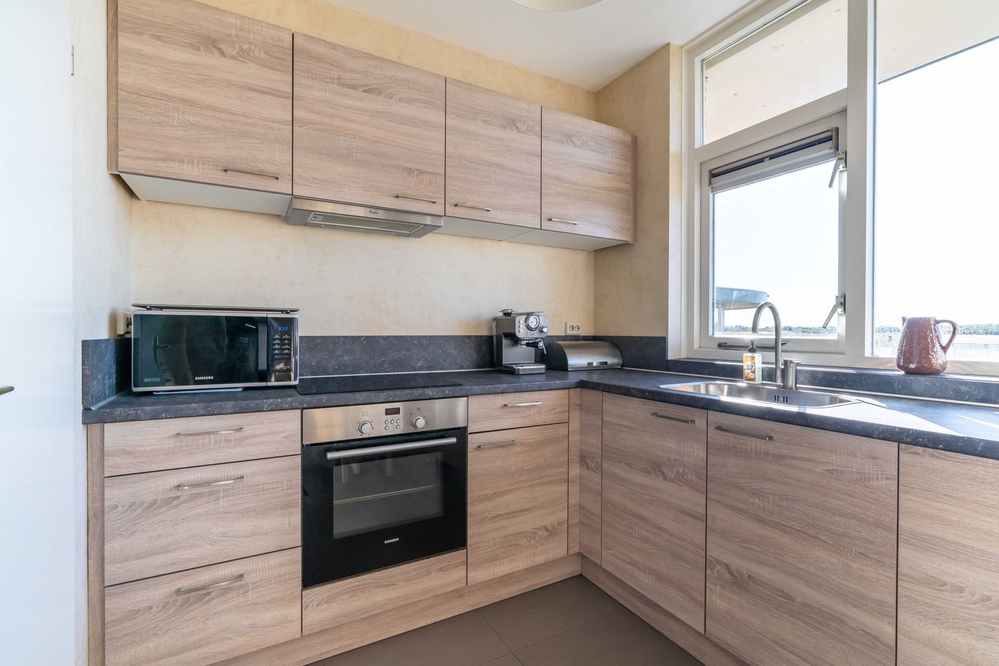 Foto 14 van Waalsdorperweg 439