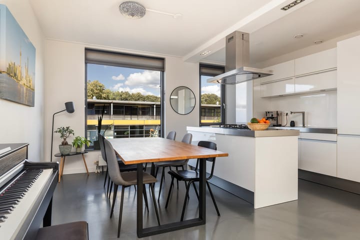 Foto 3 van Alberdingk Thijmstraat 11