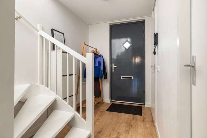 Foto 10 van Alberdingk Thijmstraat 11