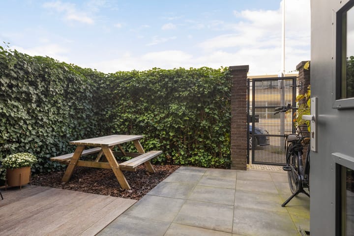 Foto 14 van Alberdingk Thijmstraat 11