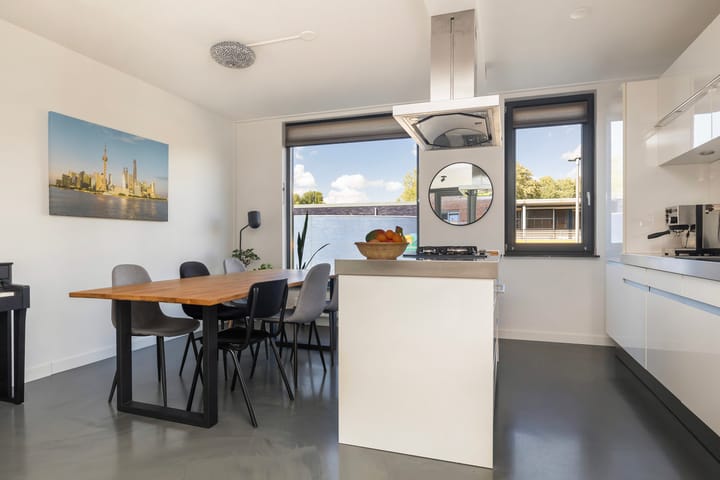 Foto 24 van Alberdingk Thijmstraat 11