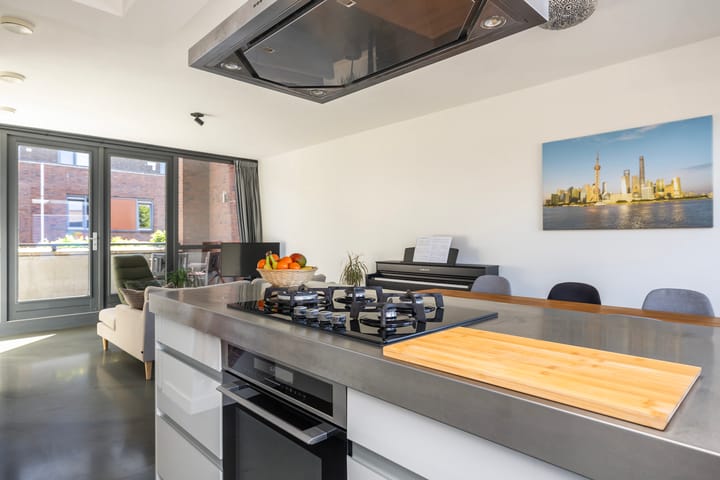 Foto 27 van Alberdingk Thijmstraat 11