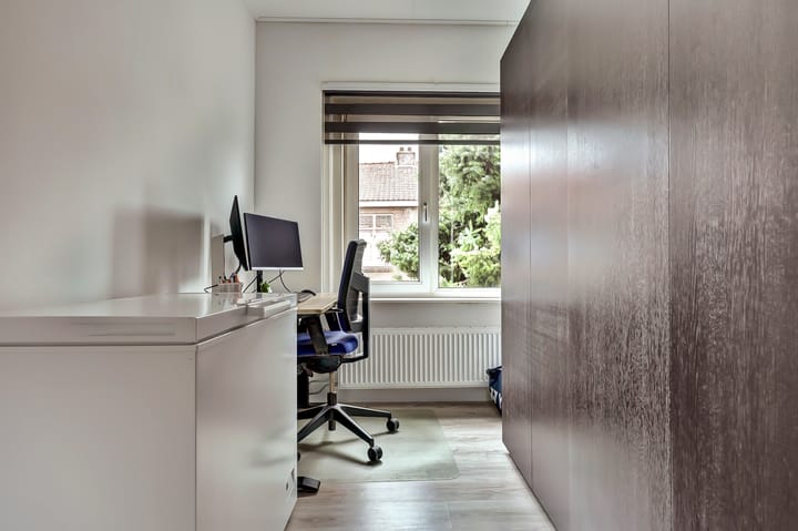 Foto 18 van Camphuijzenstraat 8