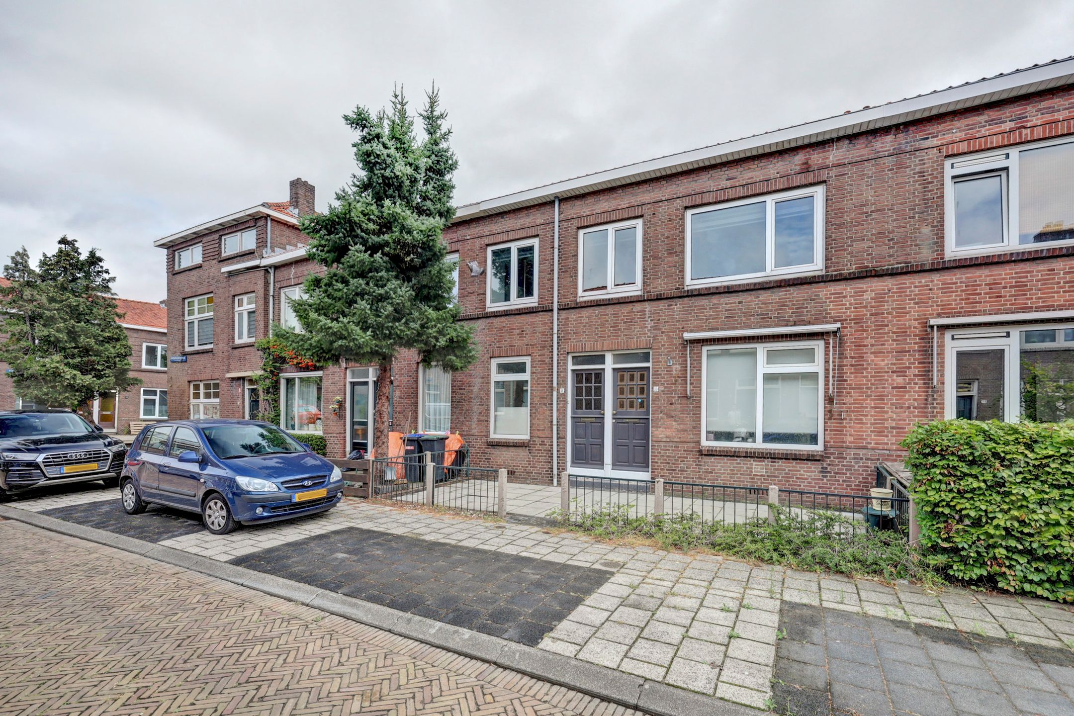 Photo 27 of Camphuijzenstraat 8