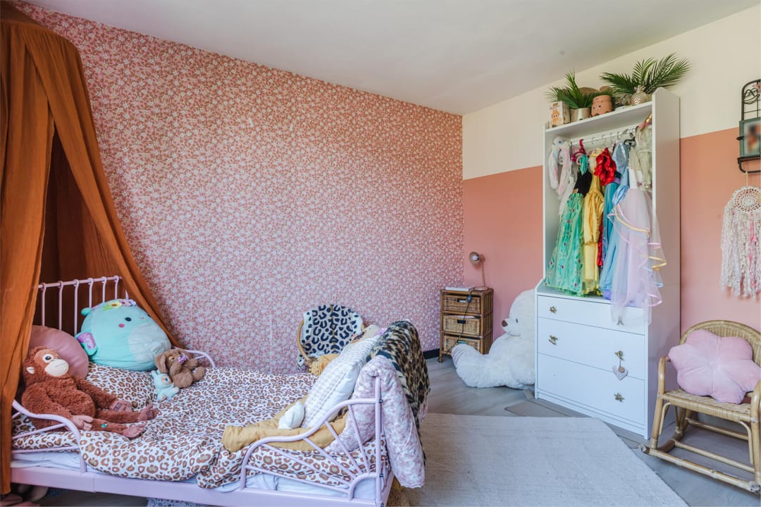 Photo 16 of Heilige Stoel 5901