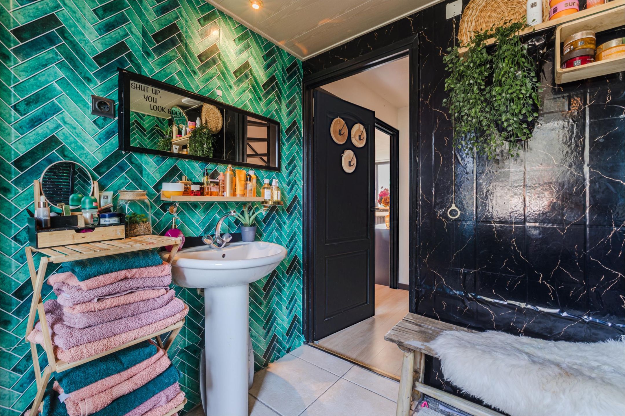 Photo 21 of Heilige Stoel 5901