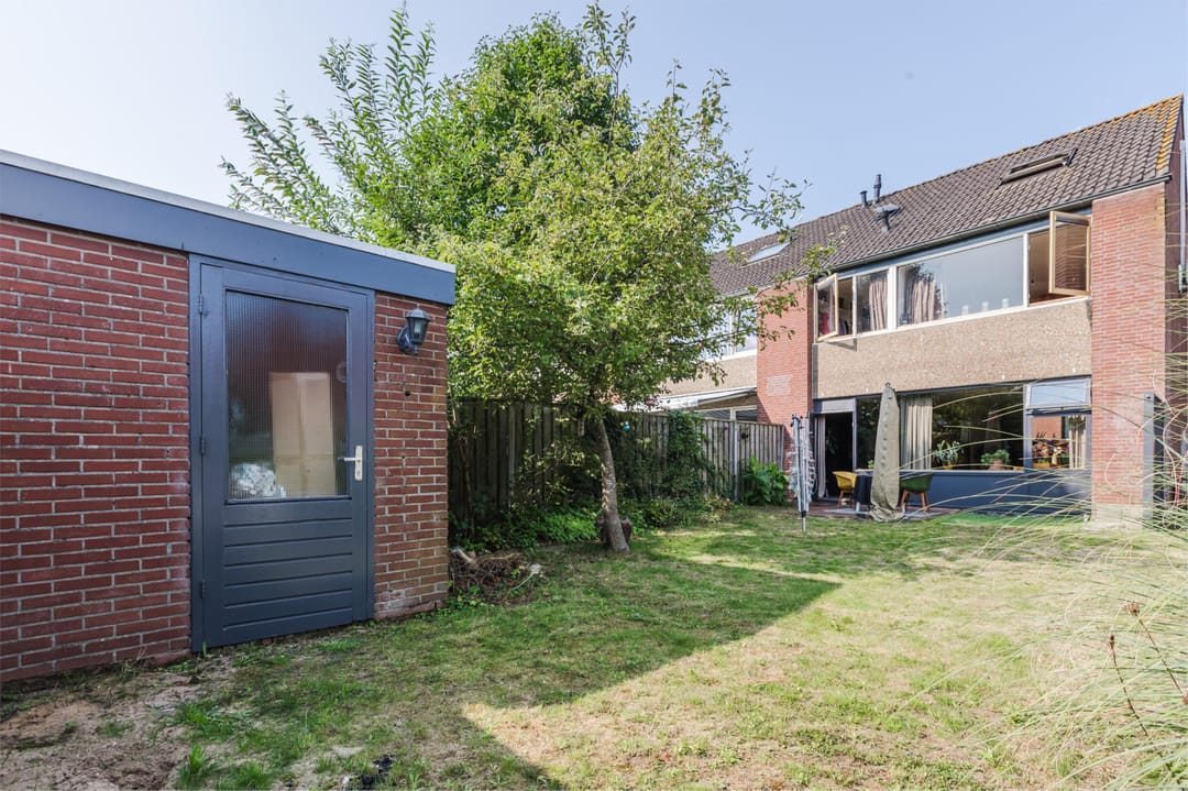 Photo 28 of Heilige Stoel 5901