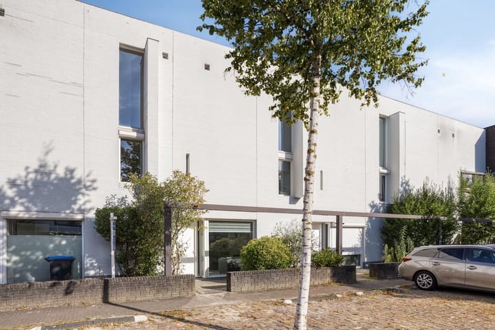 Foto 1 van Zandhaai 56