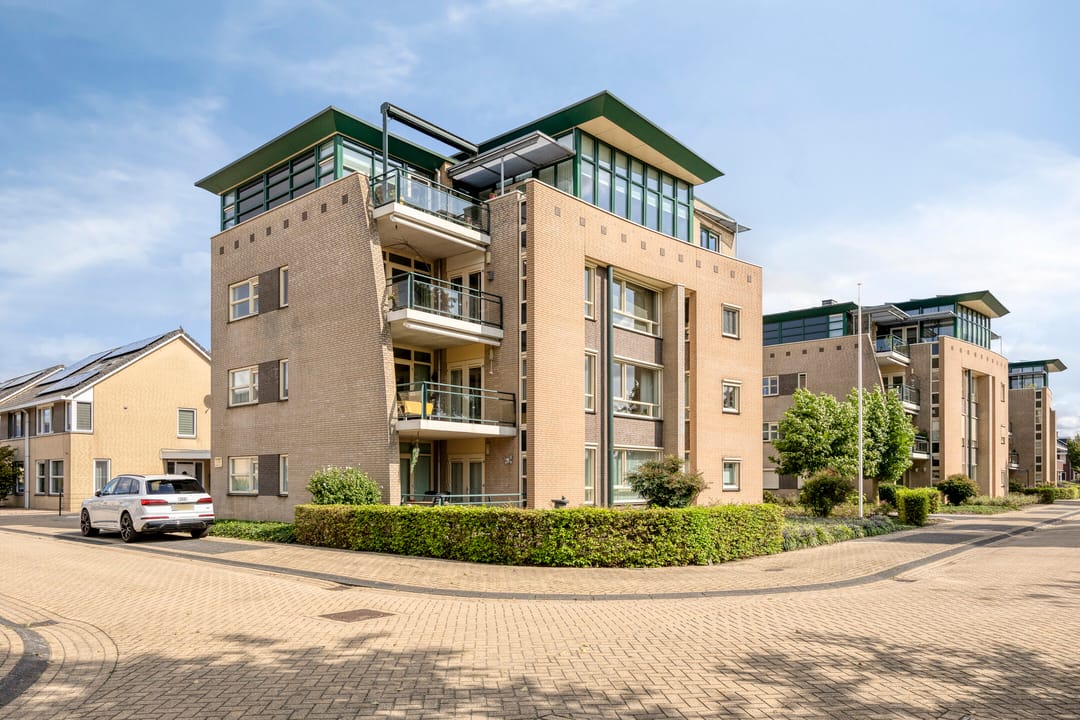 Foto 1 van Vuurijzer 3