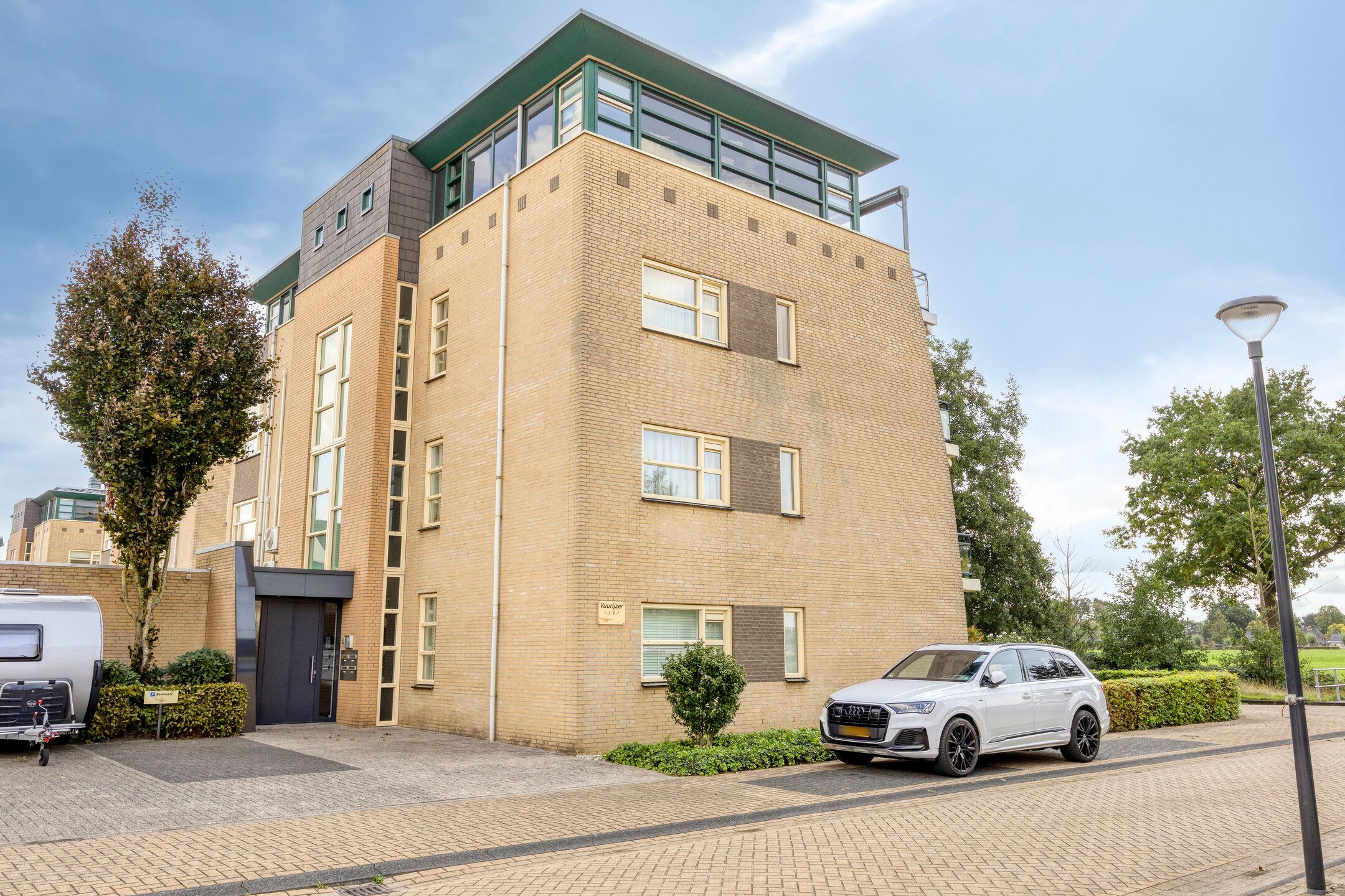 Foto 3 van Vuurijzer 3