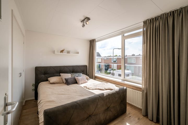 Foto 13 van Hertog Jan I-straat 4