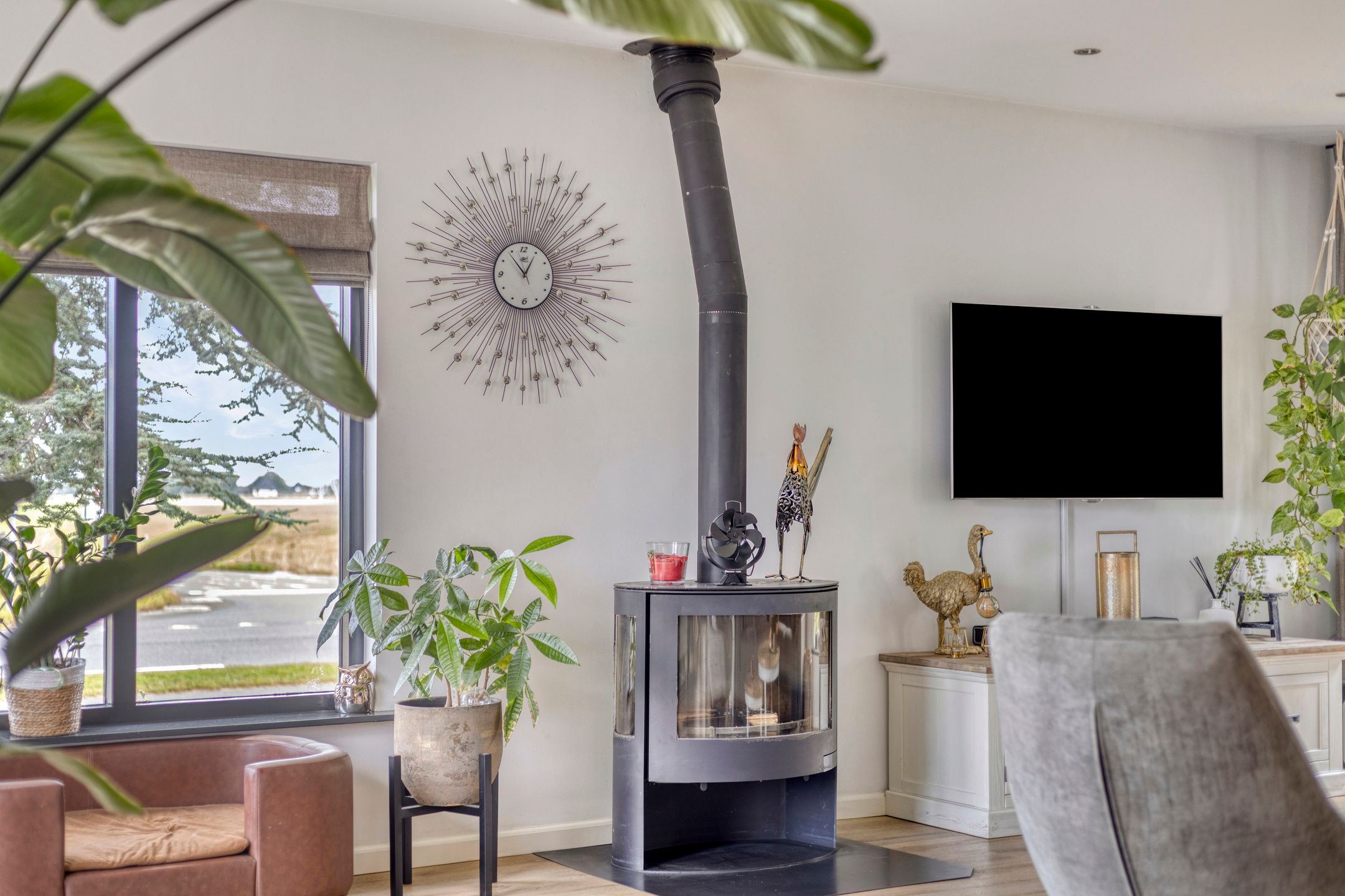 Photo 12 of Westeinde 352