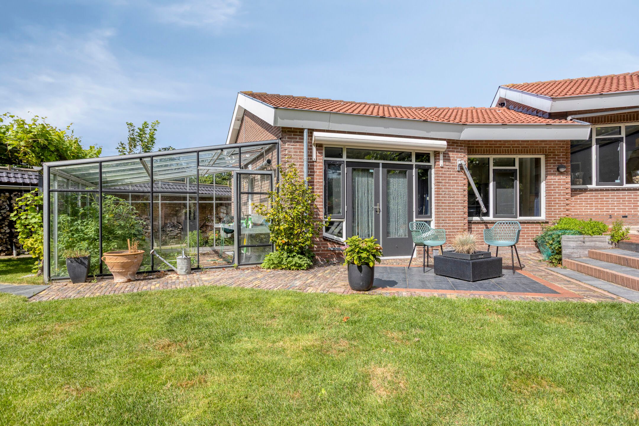 Photo 39 of Westeinde 352