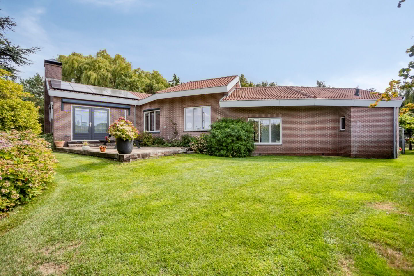 Photo 49 of Westeinde 352