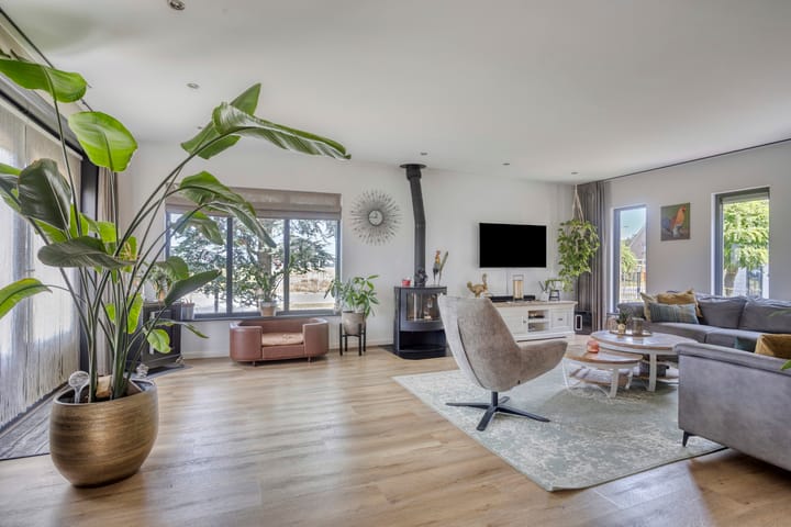 Foto 2 van Westeinde 352