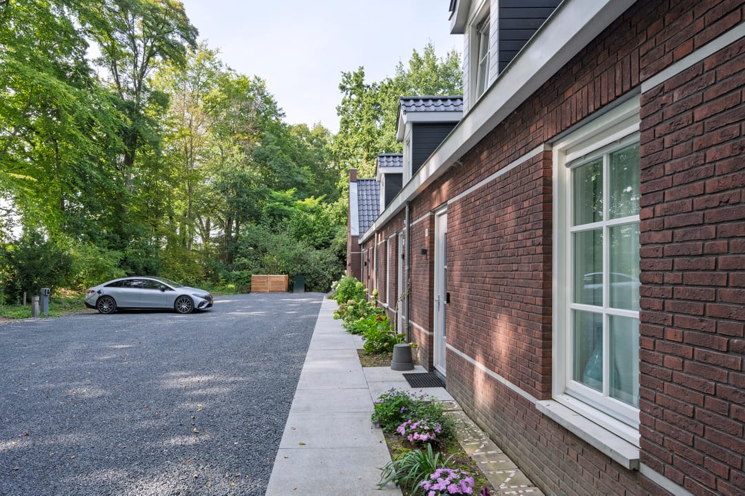 Photo 31 of Stationsweg 16