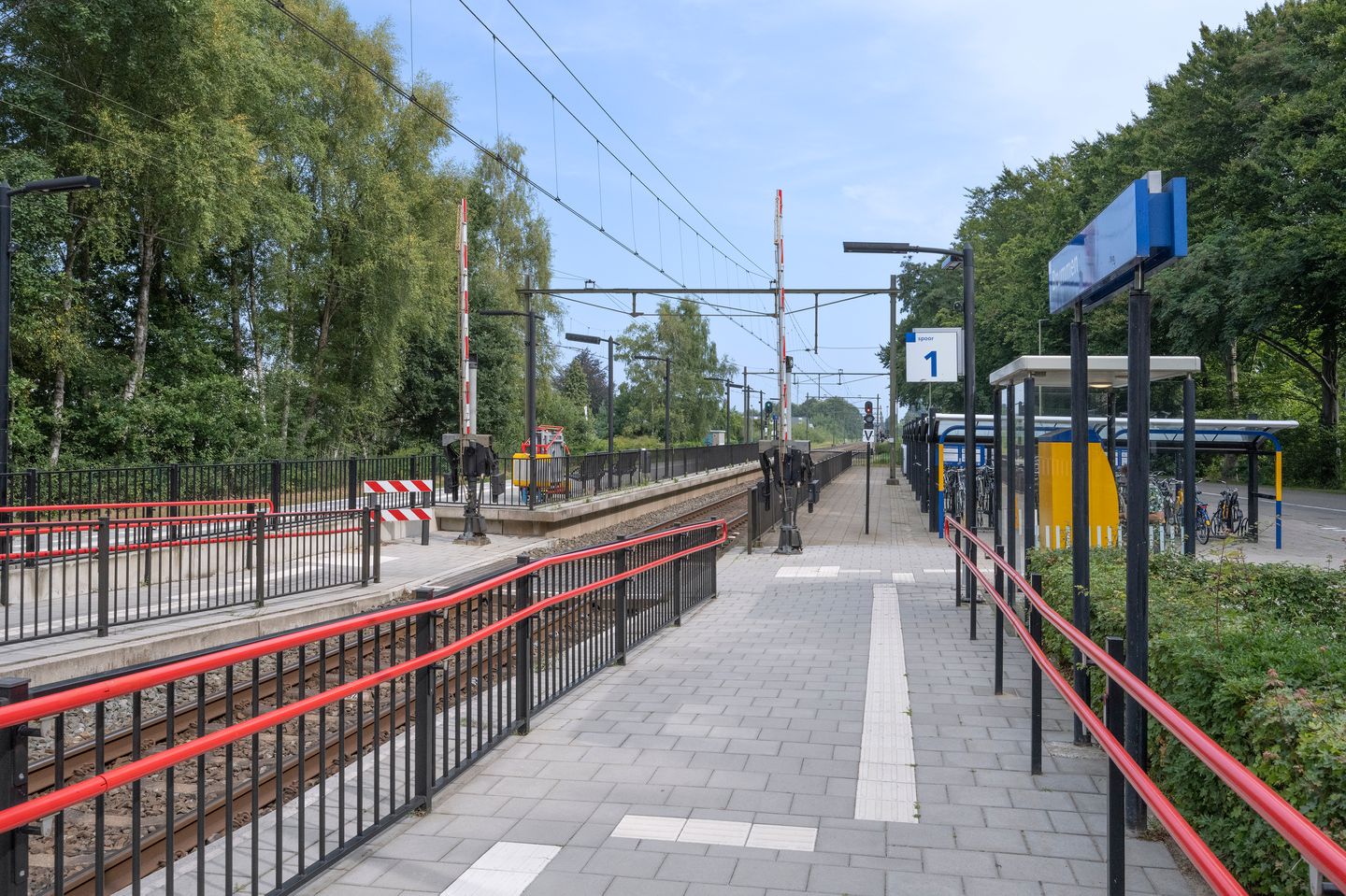 Photo 35 of Stationsweg 16