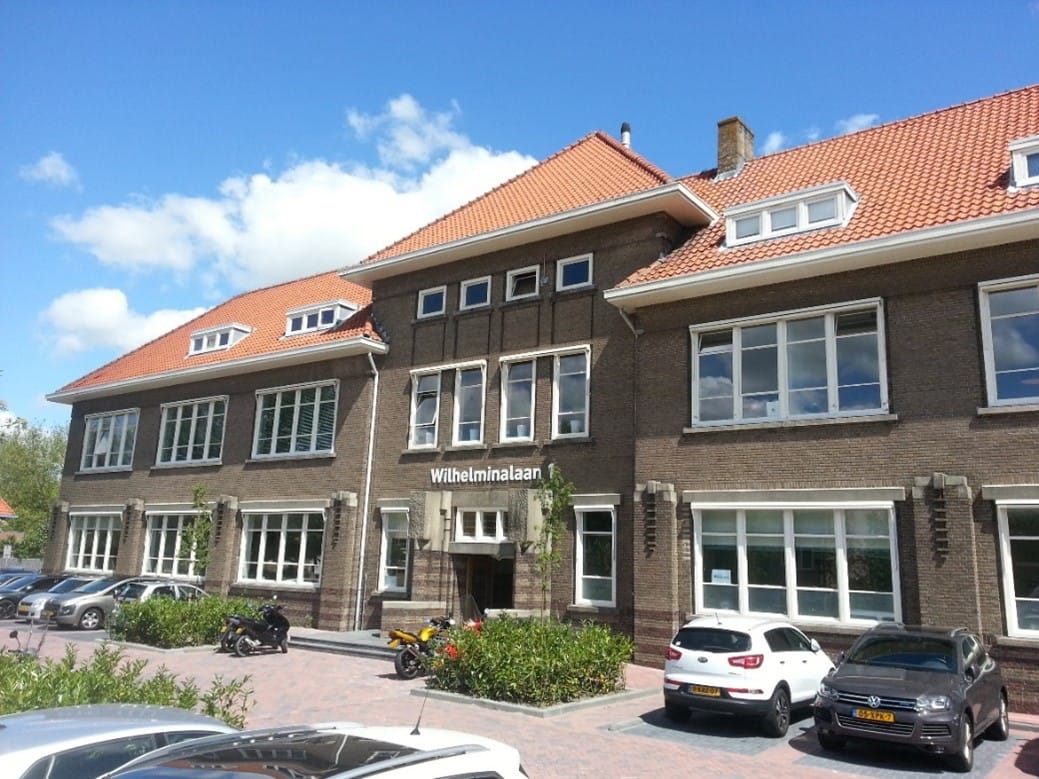 Bekijk foto 1 van Wilhelminalaan 1
