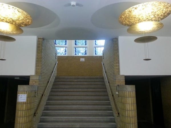 Bekijk foto 3 van Wilhelminalaan 1