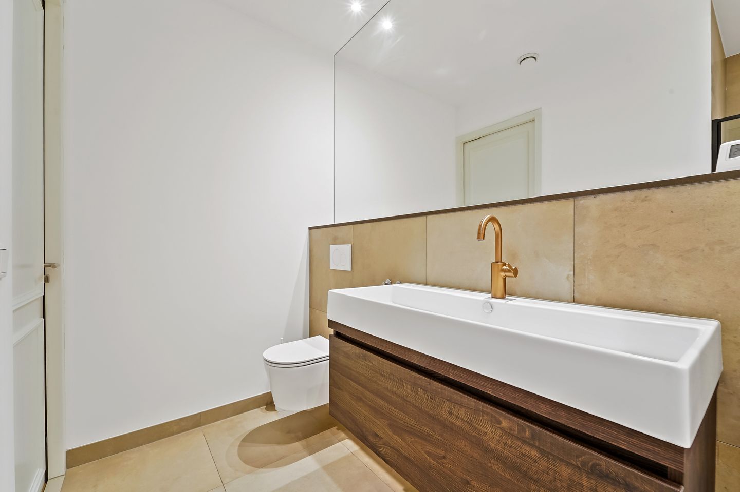 Foto 19 van Oranjestraat 8-C