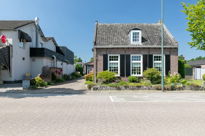 Photo 1 of Oisterwijkseweg 11