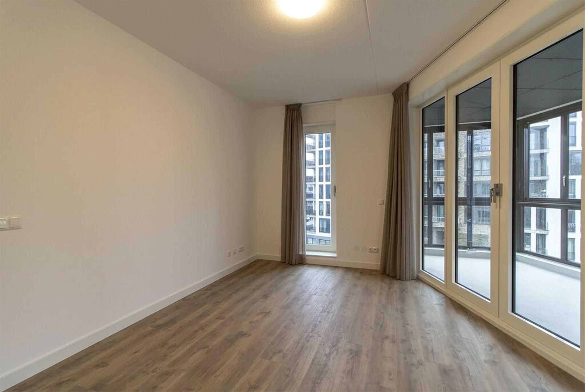 Foto 6 van Charley Tooropgracht 141