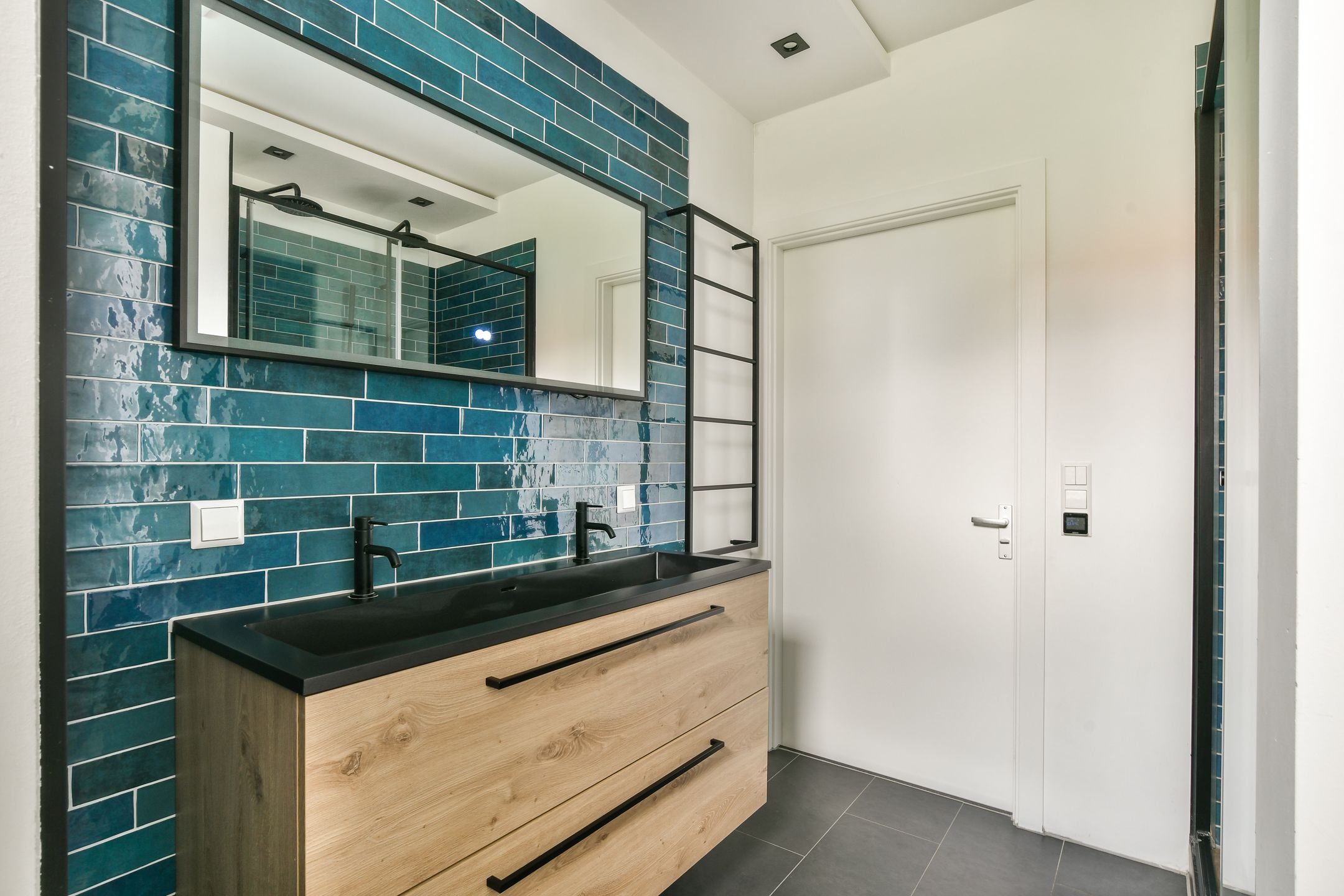 Photo 30 of Kanaalweg 27