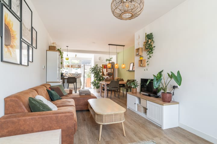 Photo 7 of Dijkshoornseweg 24