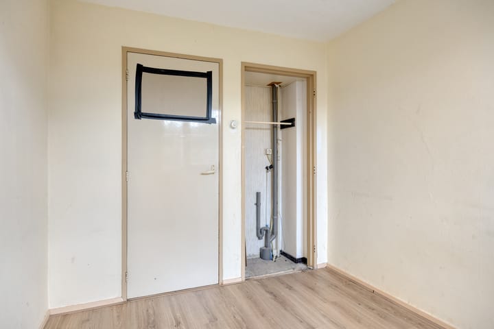 Foto 16 van De Genestetlaan 13